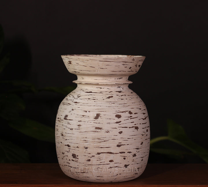 Wooden Vintage Pot