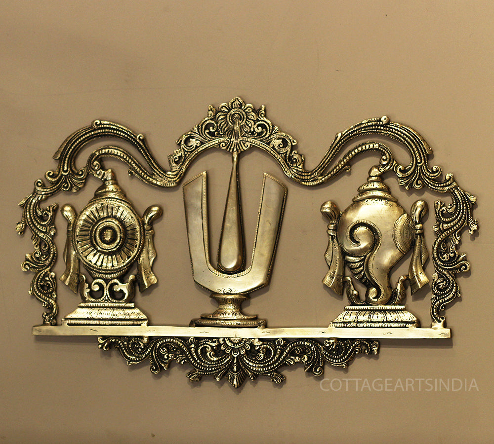 Brass Wall Hanging Vishnu Shankhu Chakra Namaha