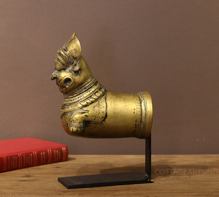 Brass Vintage Finish Palanquin on Stand