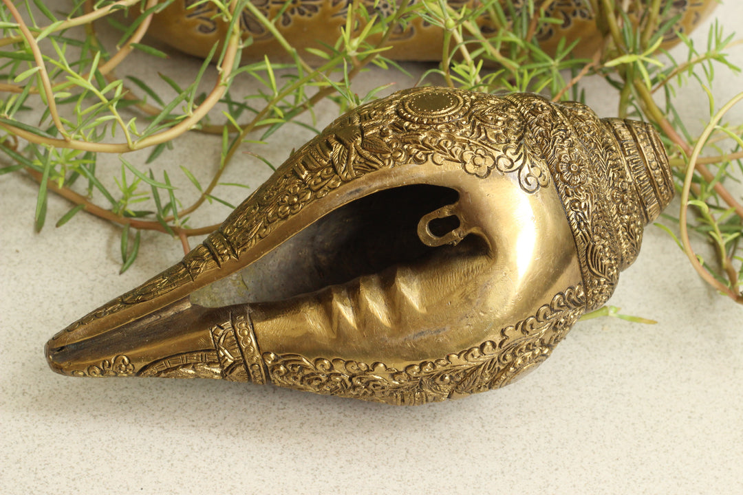 Brass Vishwaroopam Shanka/Conch