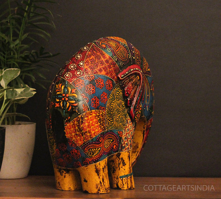 Wooden Elephant Oblique Design 10.5"