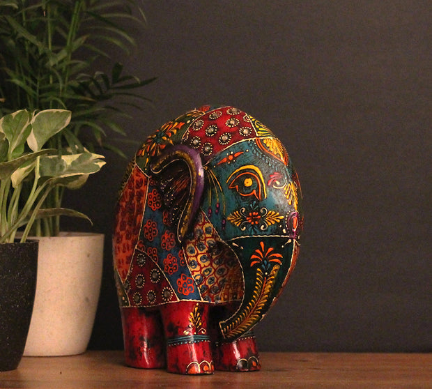 Wooden Elephant Oblique Design 8"