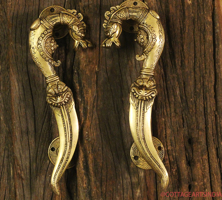 Brass Vyala Door Handle