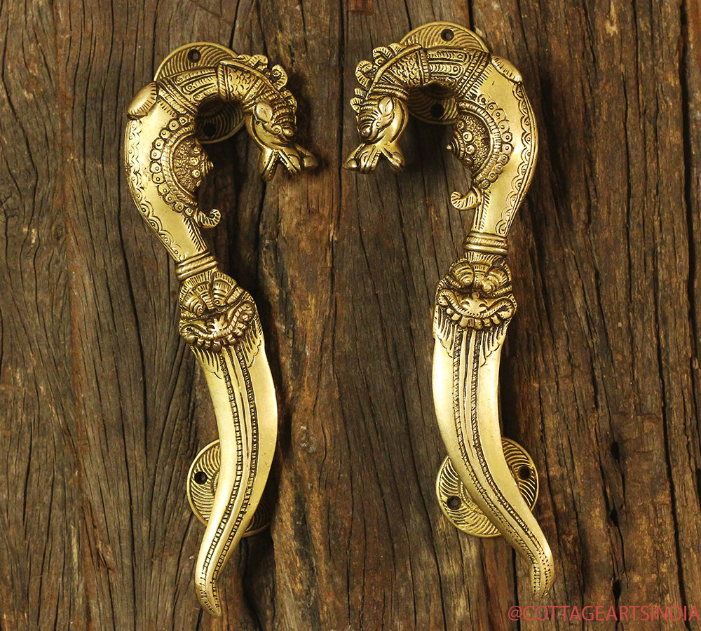 Brass Vyala Door Handle