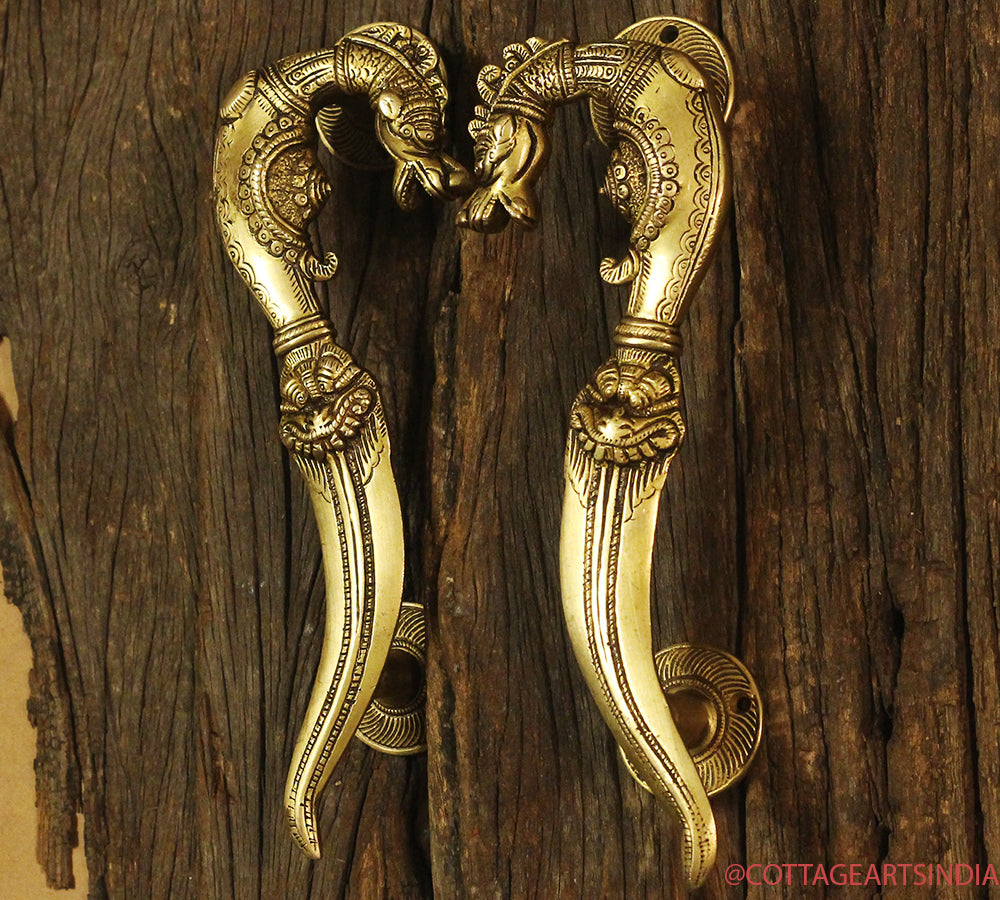 Brass Vyala Door Handle