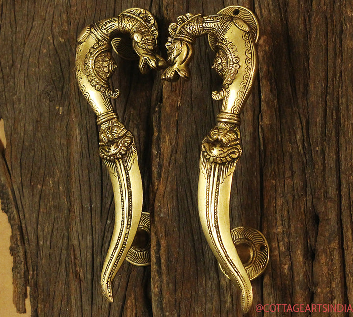 Brass Vyala Door Handle