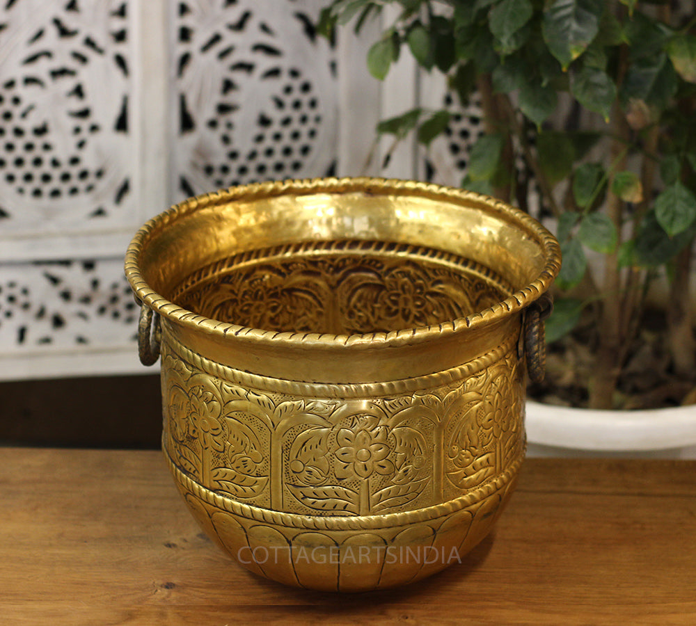 Brass Vintage Finish Planter 10"
