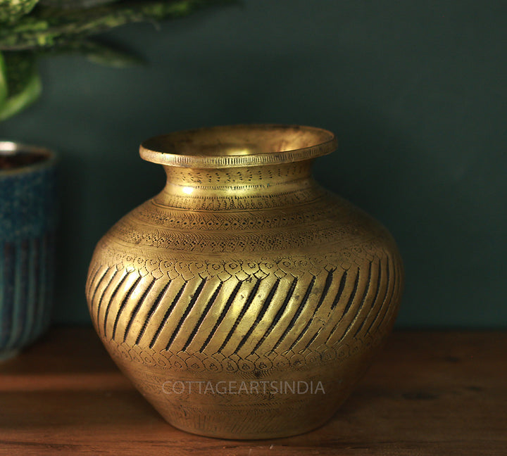 Brass  Vintage Pot