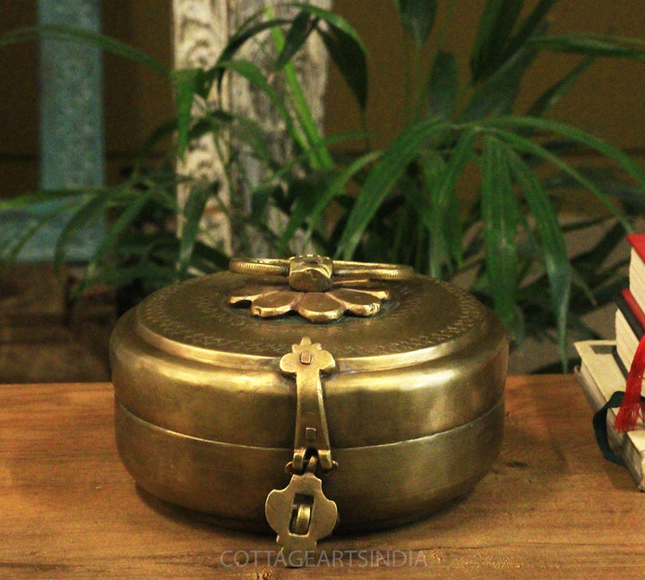 Brass  Vintage Pot