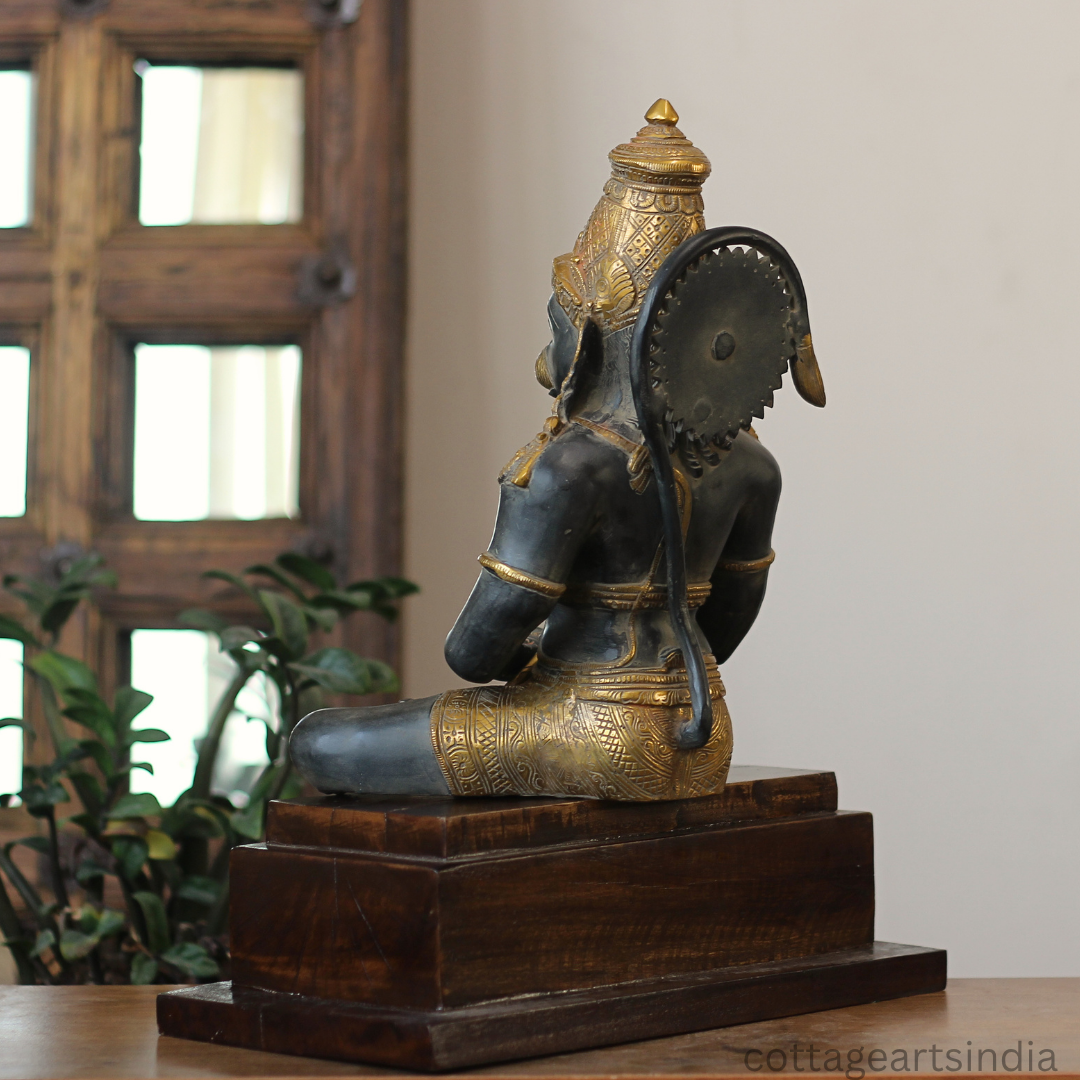Brass Meditating Hanuman – Matte Black and Antique Gold Finish