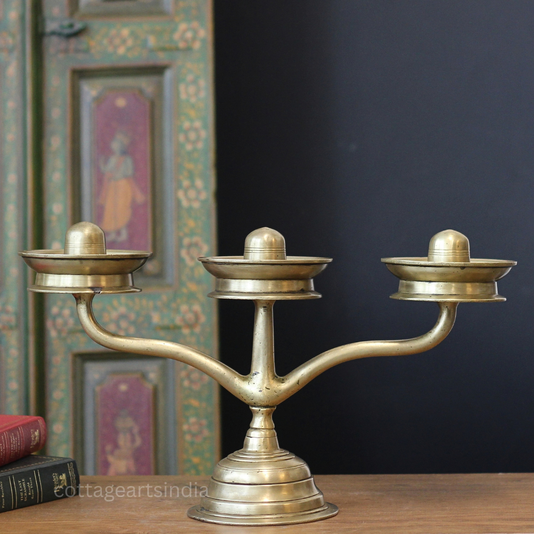 Brass Vintage Kavara Vilakku – 3 Branched Traditional Oil Lamp (Copy)