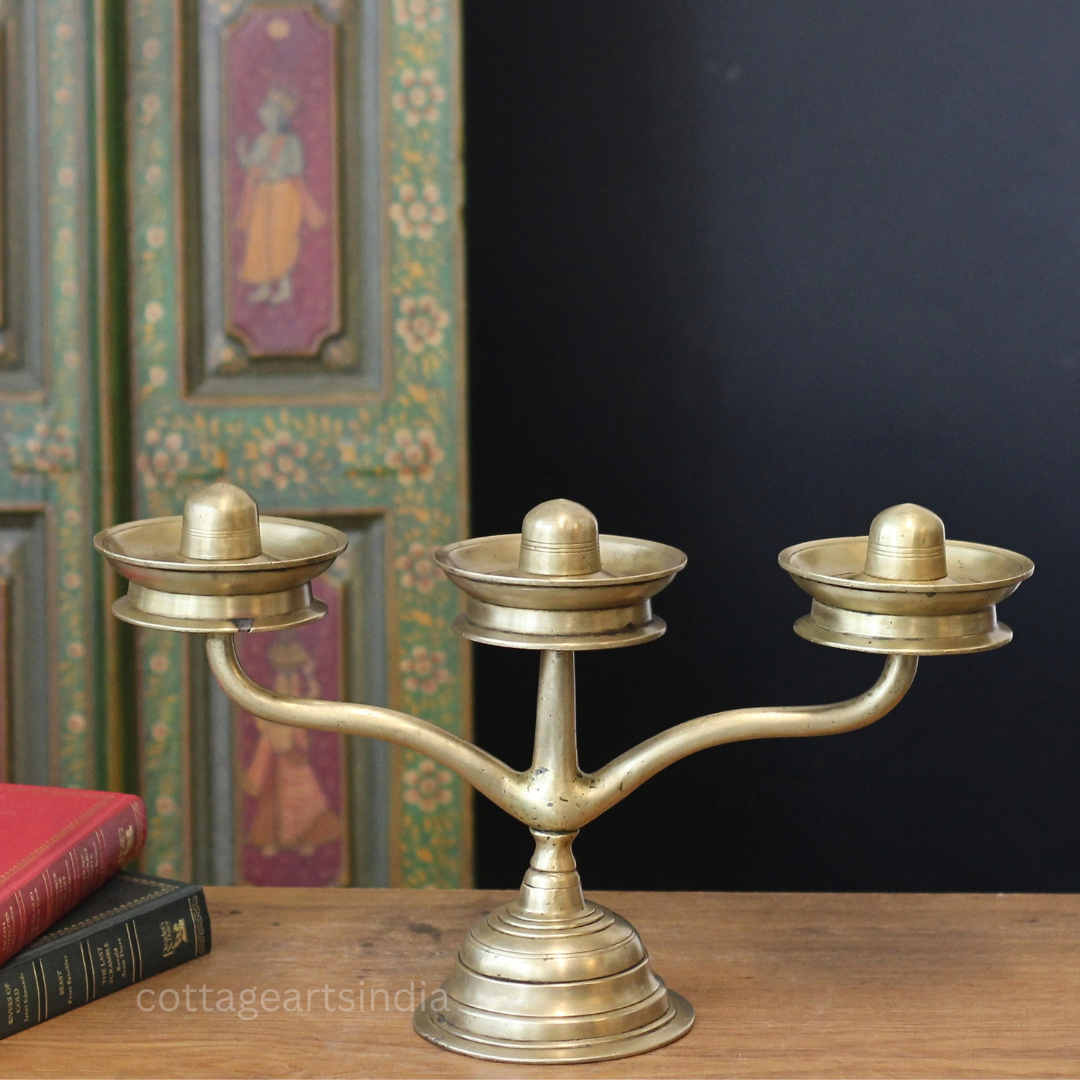 Brass Vintage Kavara Vilakku – 3 Branched Traditional Oil Lamp (Copy)