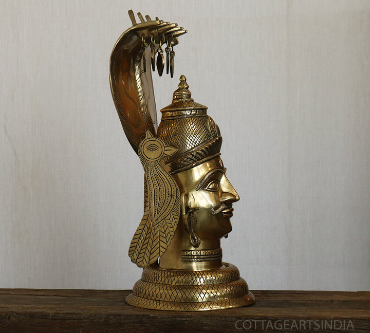 Shiva Mukhalingam with Nagabharanam Big