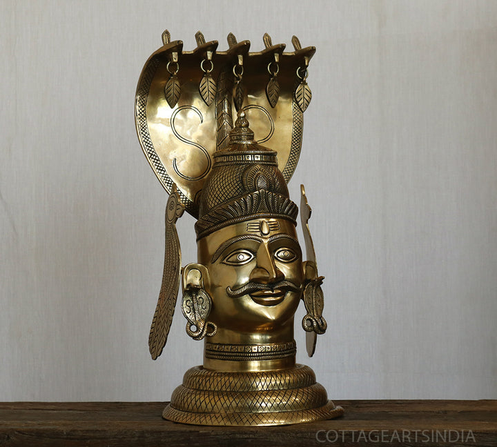 Shiva Mukhalingam with Nagabharanam Big