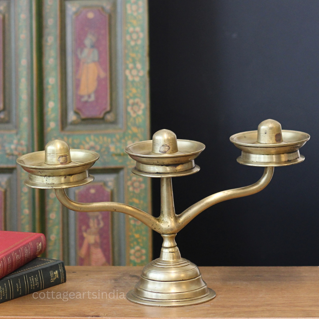 Brass Vintage Kavara Vilakku – 3 Branched Traditional Oil Lamp (Copy)