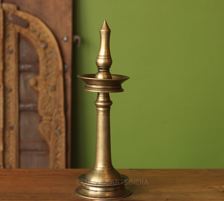 Brass  Vintage Key Vilakku Lamp