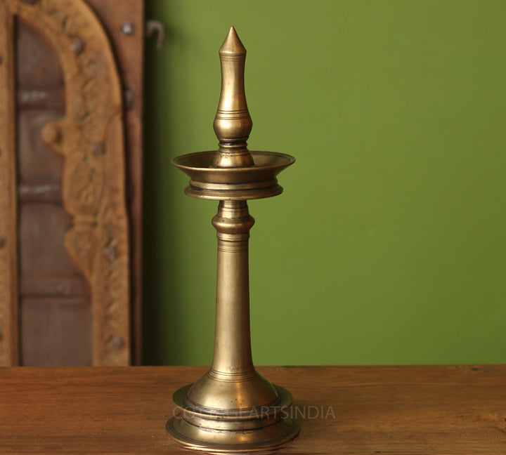 Brass  Vintage Key Vilakku Lamp