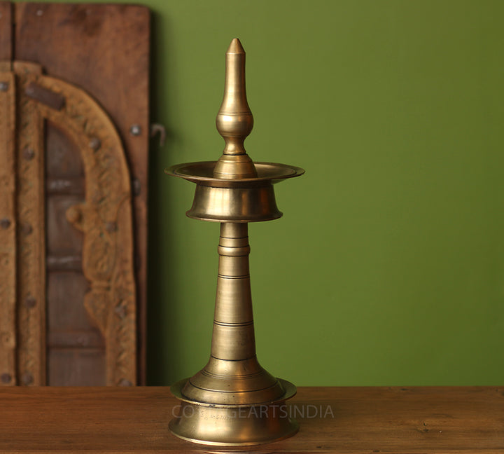 Brass  Vintage Key Vilakku Lamp