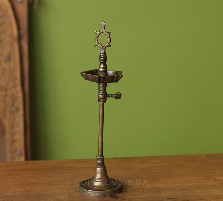 Brass  Vintage Vilakku Lamp