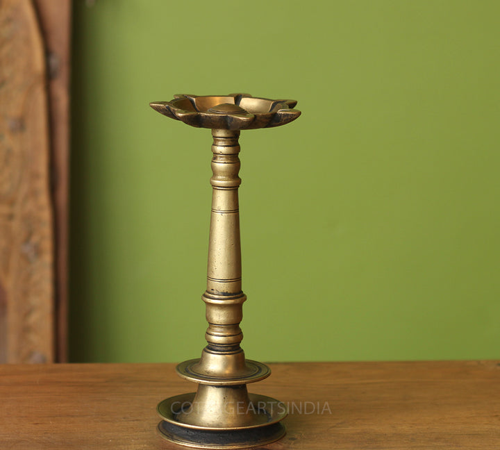 Brass  Vintage Vilakku Lamp