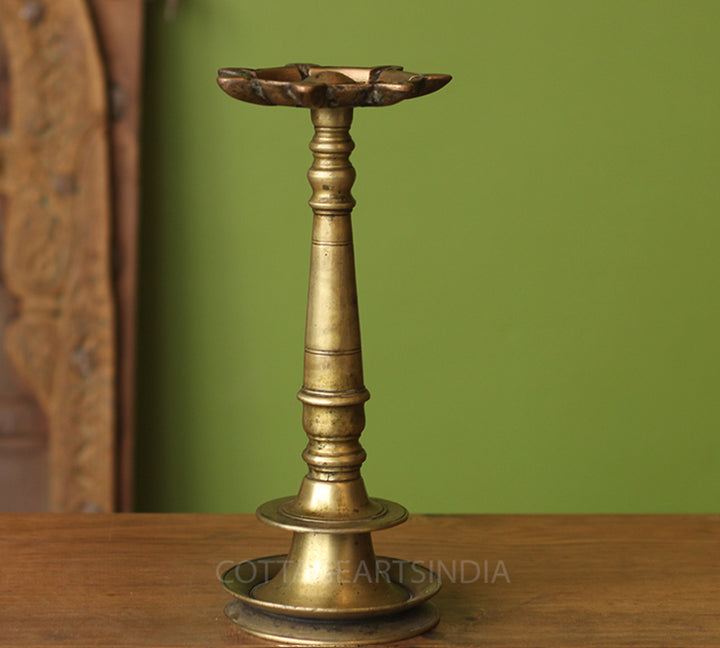 Brass  Vintage Vilakku Lamp