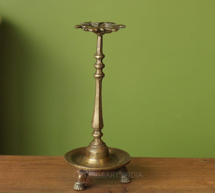Brass  Vintage Vilakku Lamp