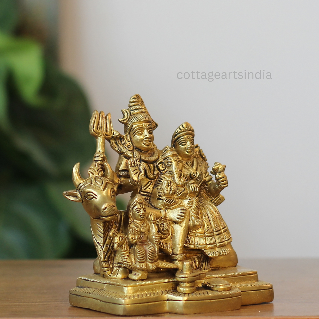 Handcrafted Brass Shiva Parivar Idol – Lord Shiva, Parvati, Ganesha & Kartikeya Family Statue