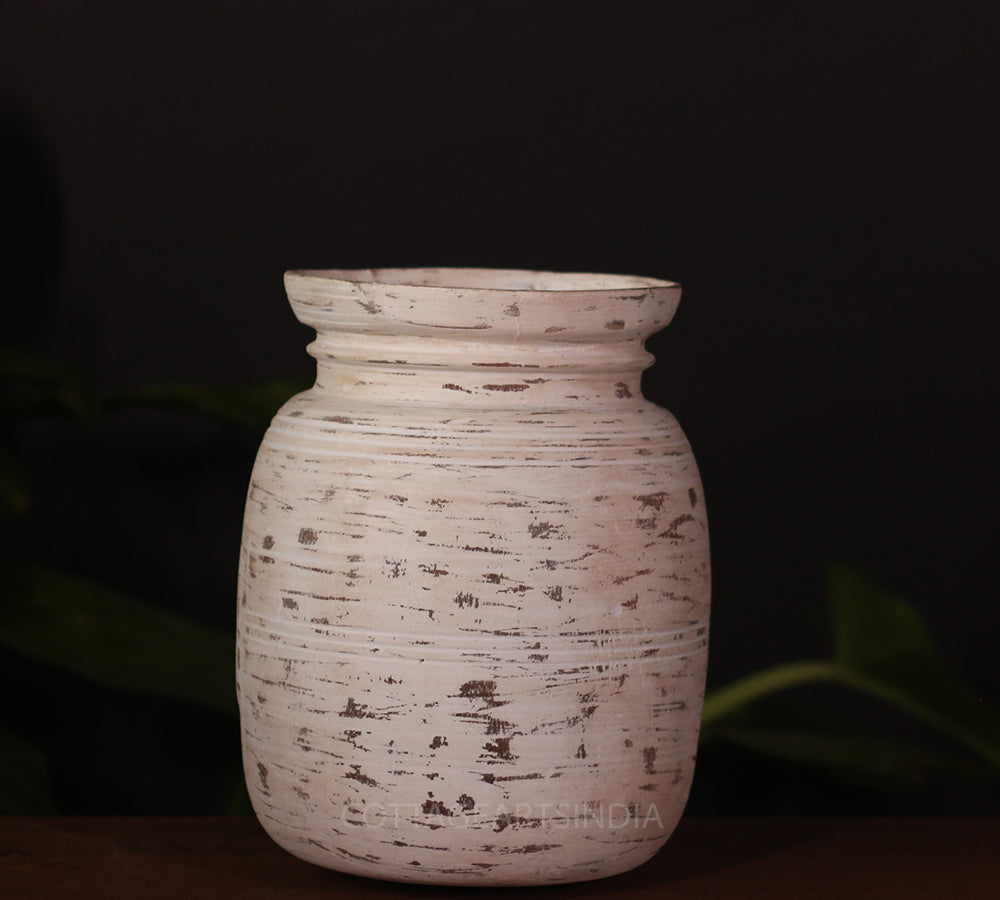 Wooden Vintage Pot