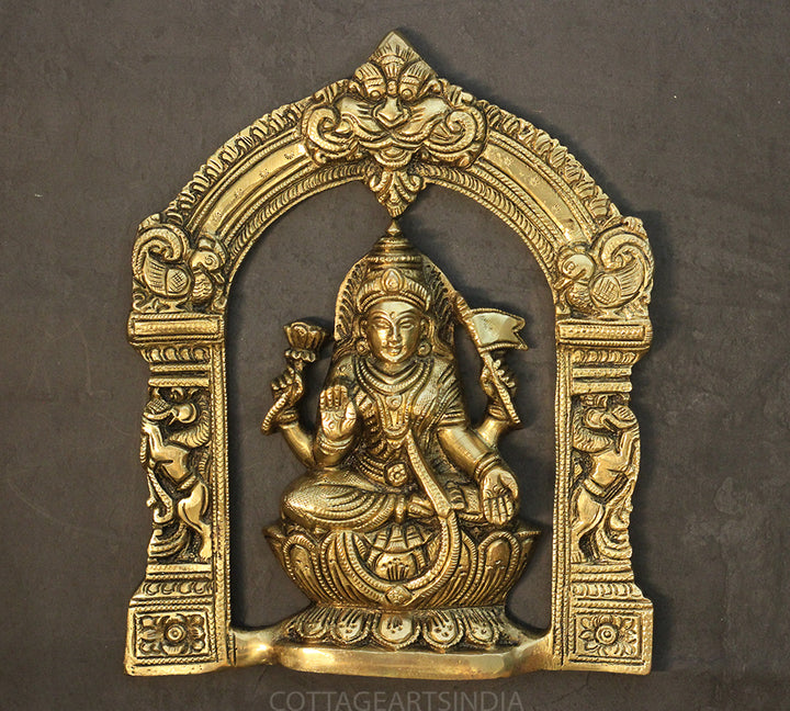 Brass Ashtlaxmi In Prabhawali