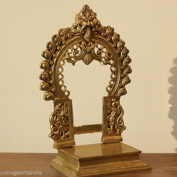 Traditional Prabhavali Tiruvasi 16.5" | South Indian Temple Aureole