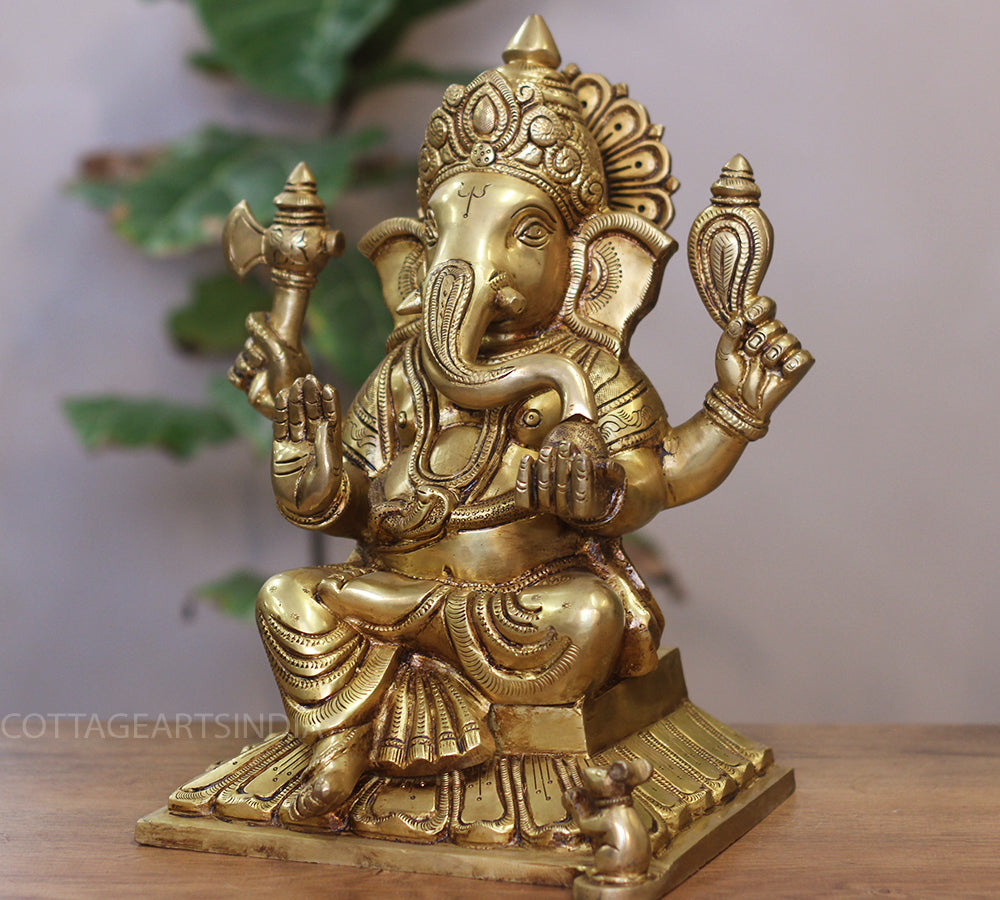 Brass Ganesh Seated – Exceptional Craftsmanship