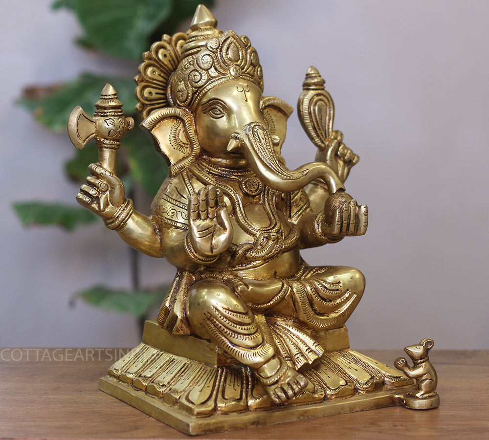 Brass Ganesh Seated – Exceptional Craftsmanship