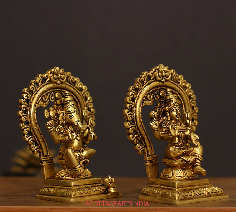 Brass Superfine Ganesh Laxmi Prabhaval 6.5"