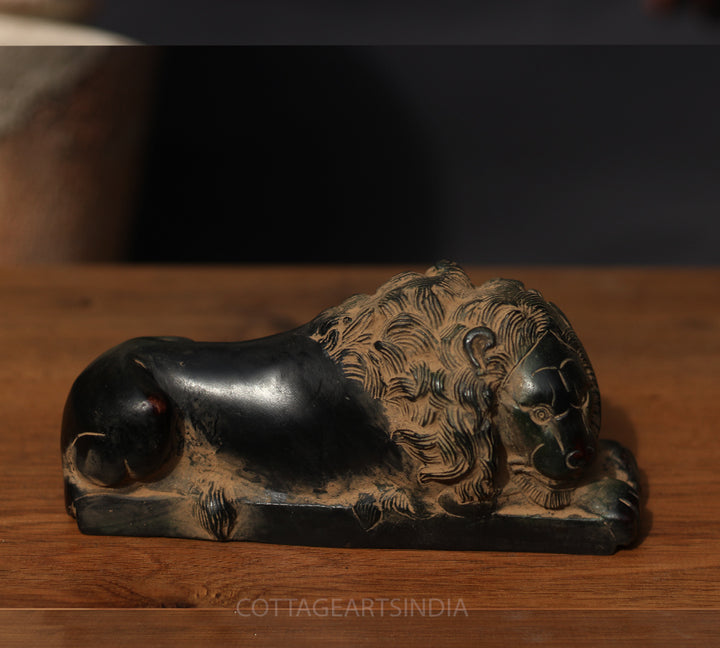 Brass Vintage Lion Resting