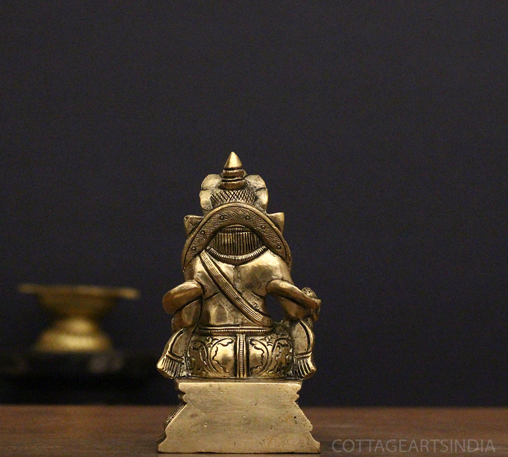 Brass Kuber