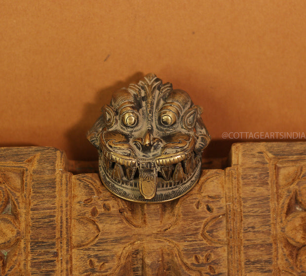 Brass Vintage Finish Yali Door Knob