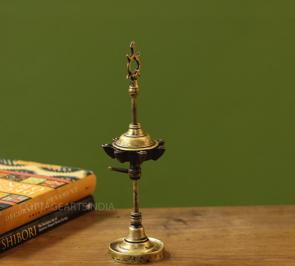 Brass  Vintage Vilakku Lamp
