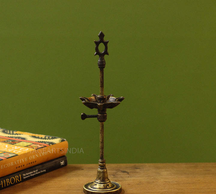 Brass  Vintage Vilakku Lamp