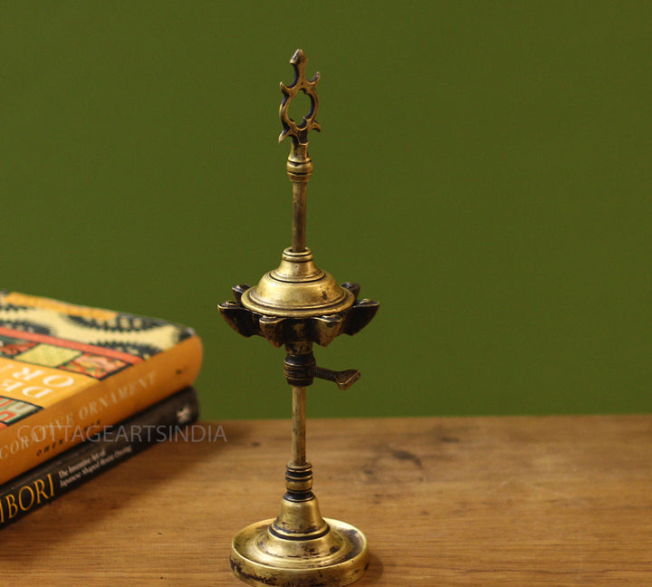 Brass  Vintage Vilakku Lamp
