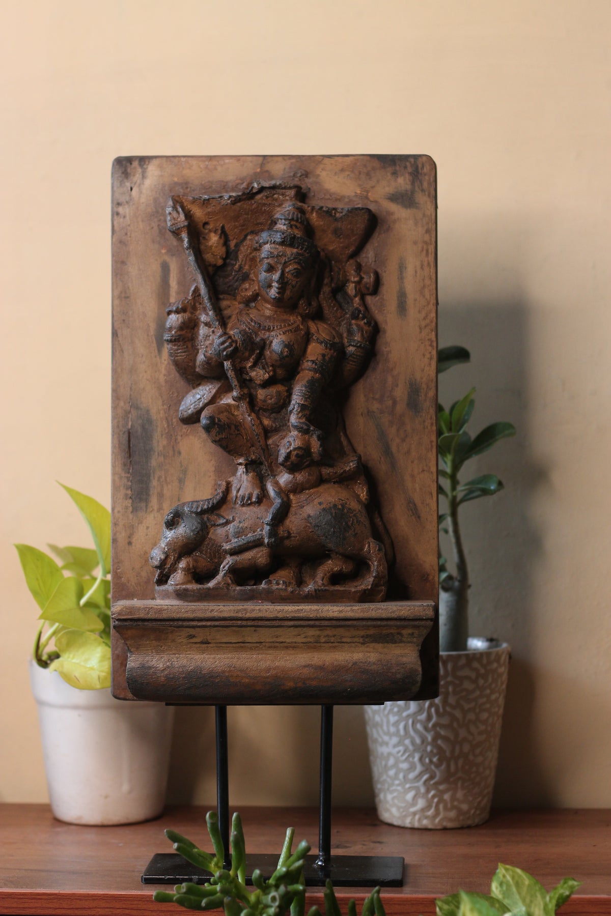 Vintage Wood / Stone Kali Mahisura Mardini Idol