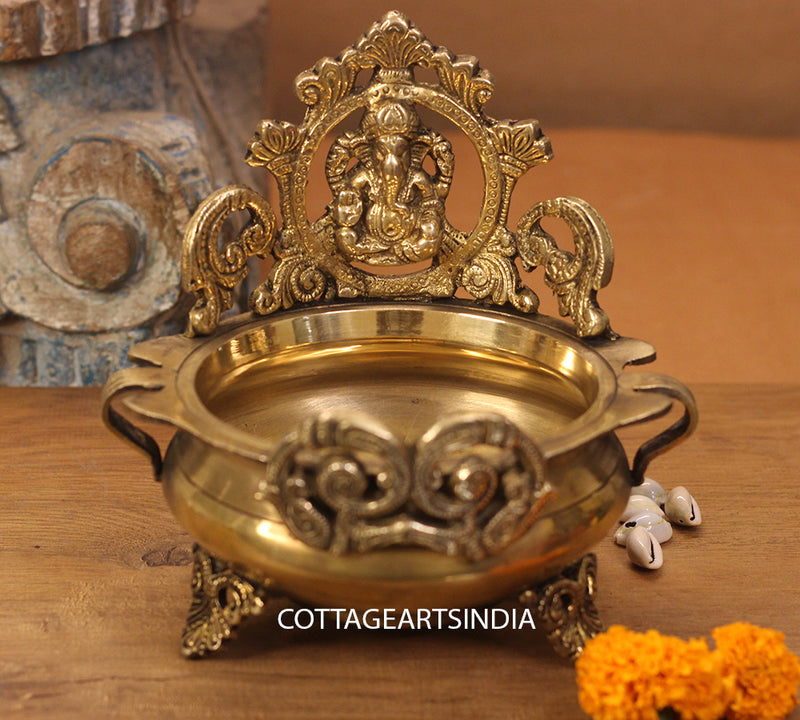 Brass Ganesh Urli 7 '