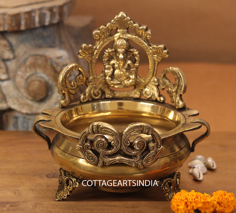 Brass Ganesh Urli 7 '