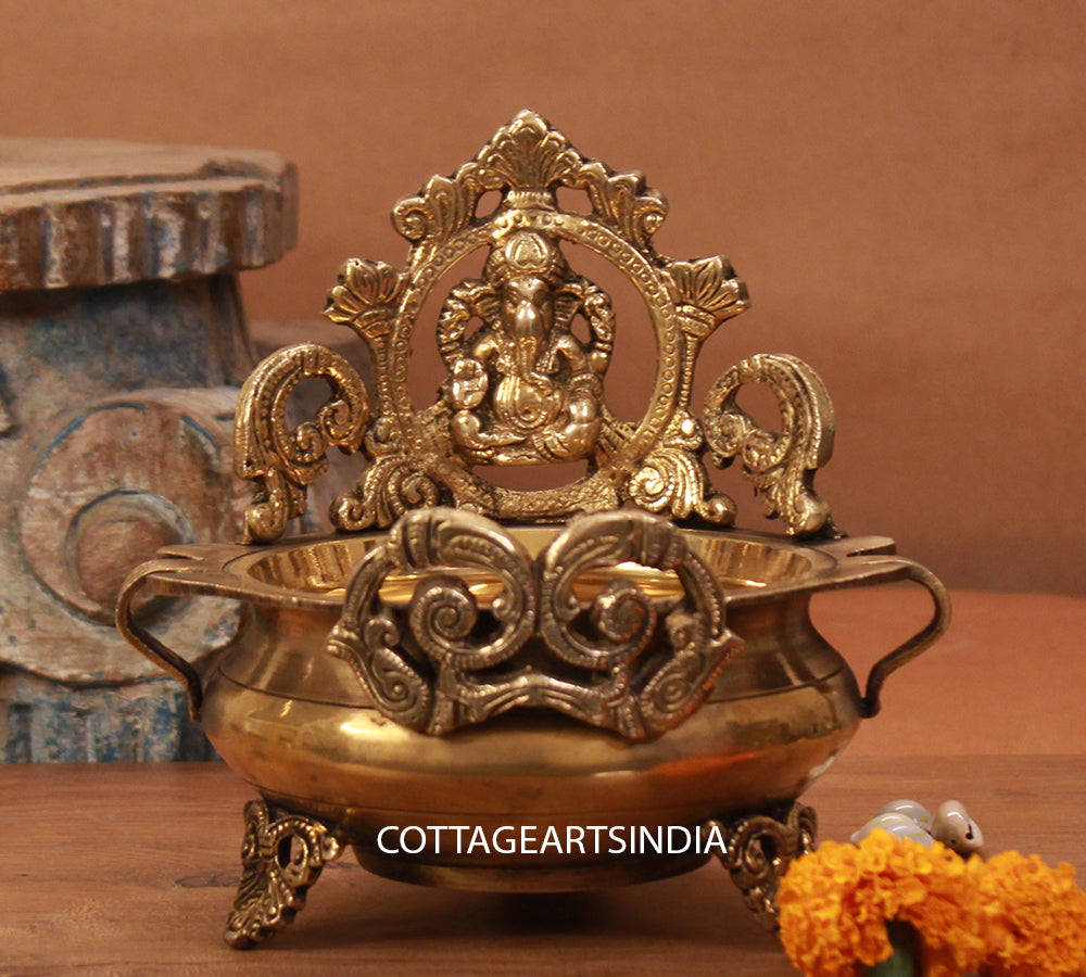 Brass Ganesh Urli 7 '