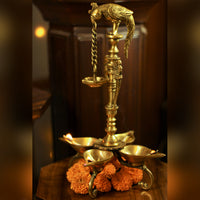 Brass Parrot Oil Lamp 14”