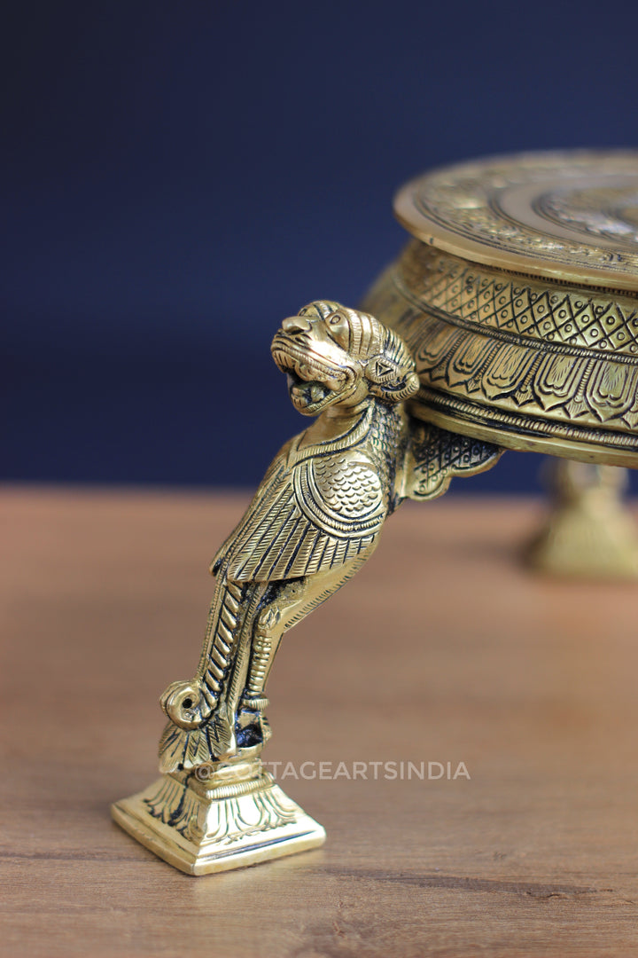 Brass Yali Chowki