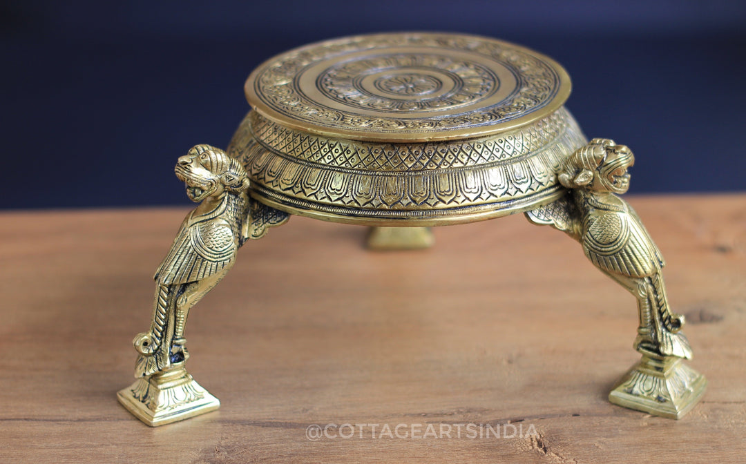 Brass Yali Chowki