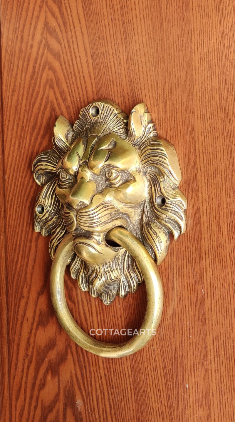 Brass Lion Door Knocker no